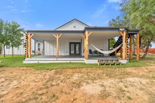123 Zacate St, Elgin, TX 78621 - Photo 5