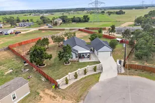 123 Zacate St, Elgin, TX 78621 - Photo 29