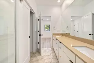 5924 S Congress Ave, Austin, TX 78745 - Photo 17