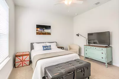 8313 Silhouette Street, Austin, TX 78744 - Photo 15