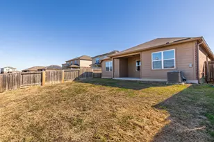 13712 Charles W Fairbanks Cv, Manor, TX 78653 - Photo 23