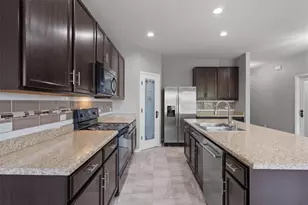 205 Talon Grasp Trail, Leander, TX 78641 - Photo 5