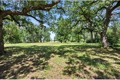 1065 Private Road 7041, Elgin, TX 78621 - Photo 31