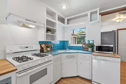 409 Wilmes Drive, Austin, TX 78752 - Photo 9