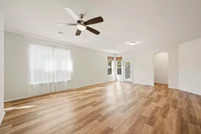 2008 Fretboard Street, Round Rock, TX 78664 - Photo 5