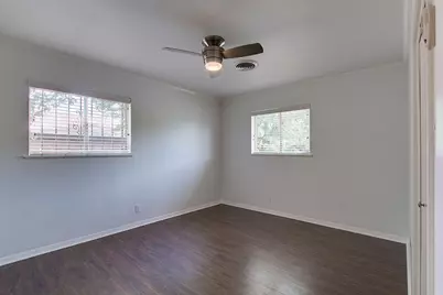 1304 Loma Drive, Austin, TX 78741 - Photo 17