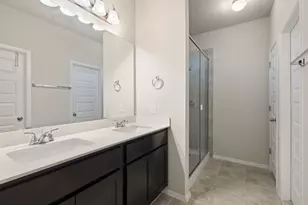 408 Black Opal Dr, Jarrell, TX 76537 - Photo 17