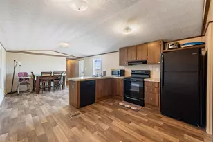 15817 Giese Ln, Manor, TX 78653 - Photo 7