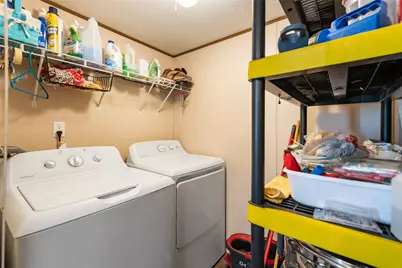 15817 Giese Lane, Manor, TX 78653 - Photo 9