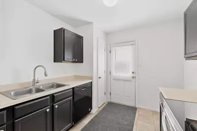 12725 Saint Mary Drive, Manor, TX 78653 - Photo 5