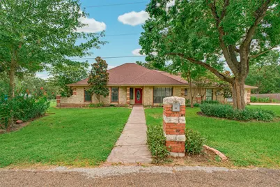 121 Champions Drive, Rockdale, TX 76567 - Photo 1