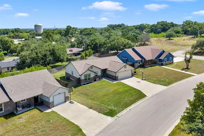 1106 Limestone Drive, Lampasas, TX 76550 - Photo 11