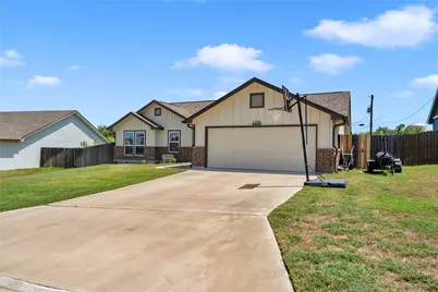 1106 Limestone Drive, Lampasas, TX 76550 - Photo 19