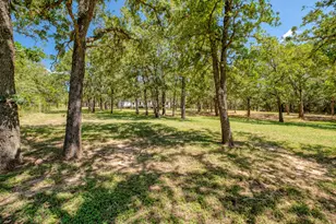 229 Green Mountain Dr, Cedar Creek, TX 78612 - Photo 33
