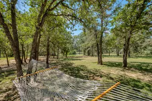 229 Green Mountain Dr, Cedar Creek, TX 78612 - Photo 5