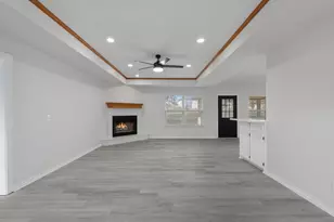 143 Boulder Dr, Kingsland, TX 78639 - Photo 3