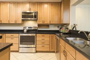 157 World of Tennis Sq, Lakeway, TX 78738 - Photo 5