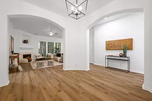 545 Manchester Ln, Austin, TX 78737 - Photo 5