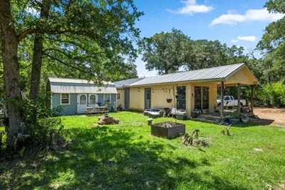 247 Pine Valley Loop, Smithville, TX 78957 - Photo 19