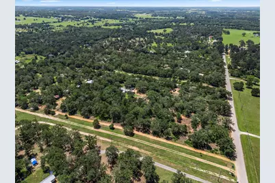 247 Pine Valley Loop, Smithville, TX 78957 - Photo 5