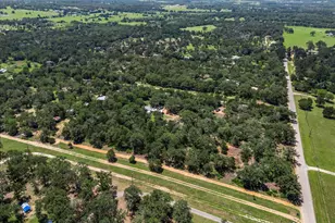 247 Pine Valley Loop, Smithville, TX 78957 - Photo 5