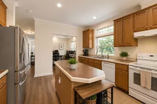 260 Dickerson Ln, Elgin, TX 78621 - Photo 13