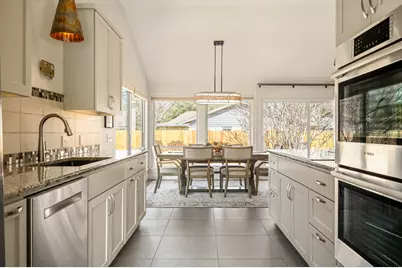 11500 Buckingham Road, Austin, TX 78759 - Photo 9