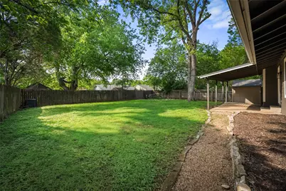 8306 Seminary Ridge Drive, Austin, TX 78745 - Photo 5