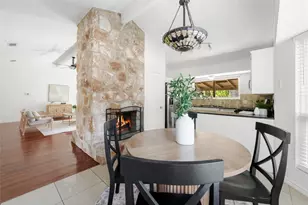 8306 Seminary Ridge Dr, Austin, TX 78745 - Photo 9