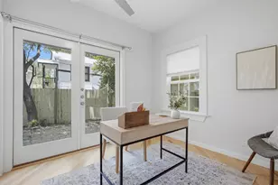 206 E 43rd St, Austin, TX 78751 - Photo 17