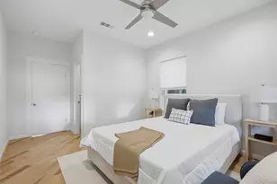 206 E 43rd St, Austin, TX 78751 - Photo 19