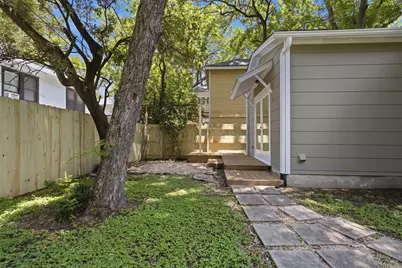 206 E 43rd Street, Austin, TX 78751 - Photo 27