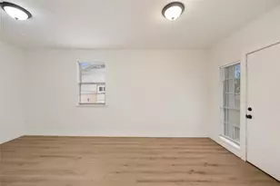 4605 Brassiewood Dr, Austin, TX 78744 - Photo 17