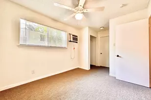2721 Hemphill Park, Austin, TX 78705 - Photo 3