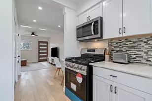 4904 Hawk Cove, Austin, TX 78745 - Photo 9