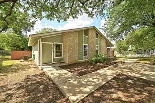 910 Bret Ln, Austin, TX 78721 - Photo 1