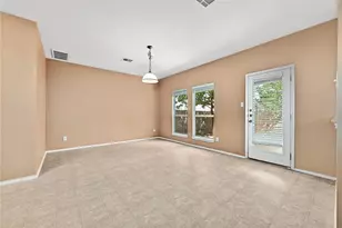 2049 Rachel Ln, Round Rock, TX 78664 - Photo 9