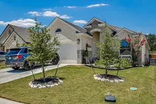 972 Leaning Oak Ln, Georgetown, TX 78628 - Photo 1