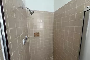 9201 Simmons Rd, Austin, TX 78759 - Photo 21