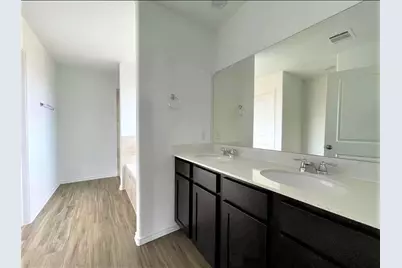 1007 Wolseley Cove, Hutto, TX 78634 - Photo 17