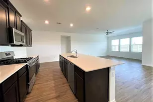 1007 Wolseley Cv, Hutto, TX 78634 - Photo 9