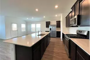 1007 Wolseley Cv, Hutto, TX 78634 - Photo 7