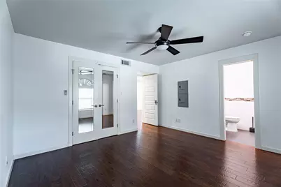 3110 Red River Street #C304, Austin, TX 78705 - Photo 9