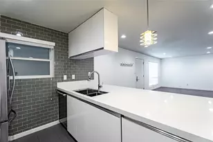 3110 Red River St, Austin, TX 78705 - Photo 5