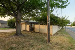 1201 Wayne Dr, Round Rock, TX 78664 - Photo 29