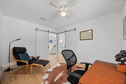 5500 Stuart Circle, Austin, TX 78721 - Photo 15