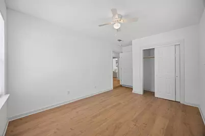 5500 Stuart Circle, Austin, TX 78721 - Photo 21