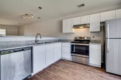 1824 River Crossing Circle #D, Austin, TX 78741 - Photo 5