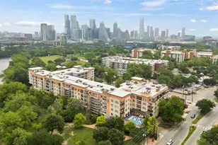 1900 Barton Springs Rd, Austin, TX 78704 - Photo 29