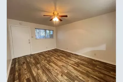 1037 E 44th Street #205, Austin, TX 78751 - Photo 5